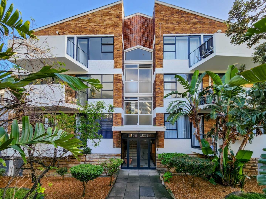 To Let 2 Bedroom Property for Rent in Sea Point Western Cape